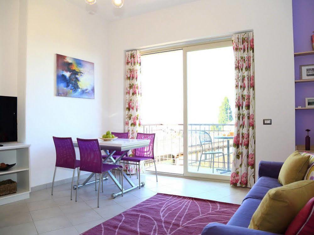 Taonasi Taormina Apartments Екстер'єр фото