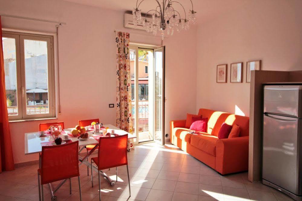 Taonasi Taormina Apartments Екстер'єр фото