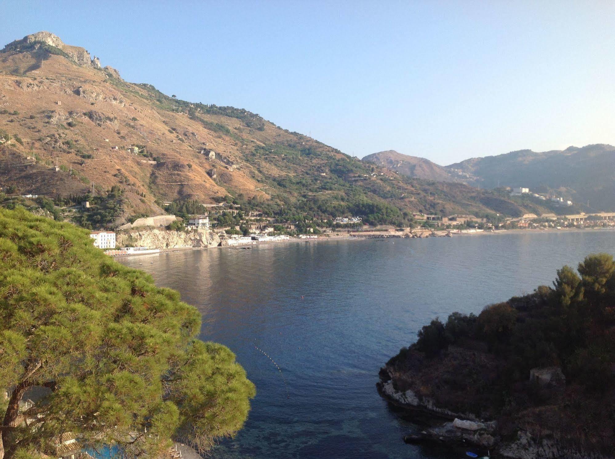 Taonasi Taormina Apartments Екстер'єр фото