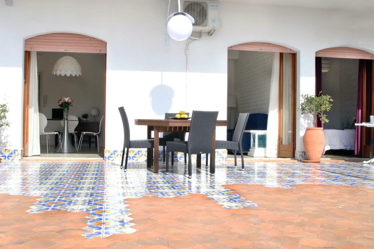 Taonasi Taormina Apartments Екстер'єр фото