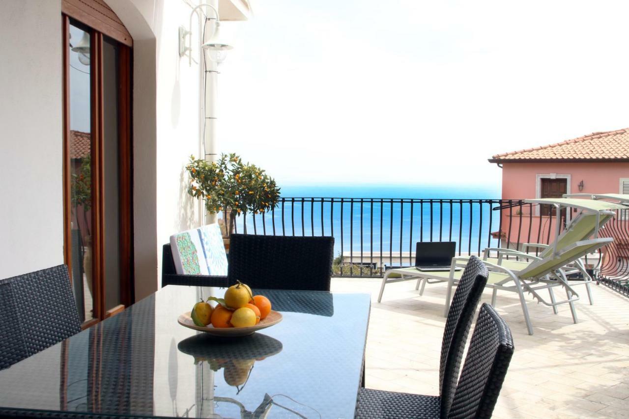 Taonasi Taormina Apartments Екстер'єр фото